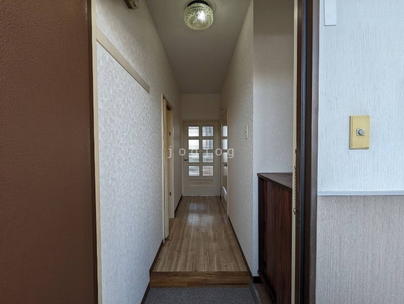 玄関　ゆったりとした玄関です。