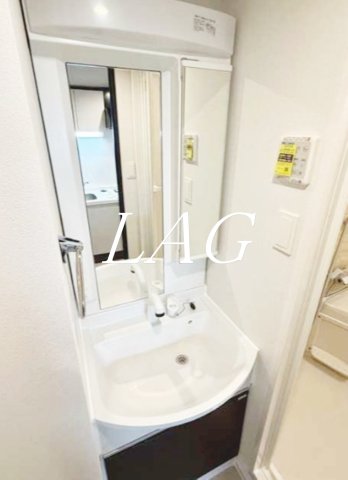 洗面設備　洗面台です。