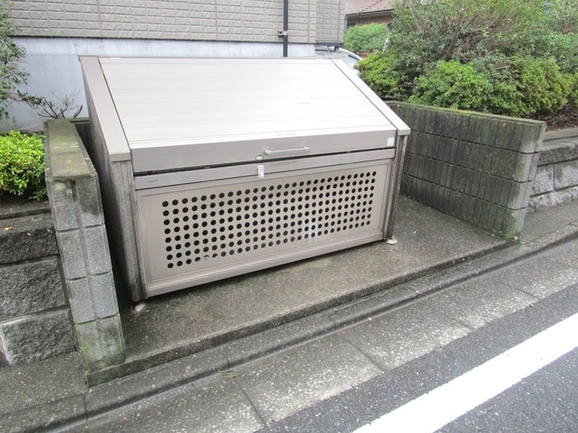 その他共有部分　入居者様専用ゴミストッカー