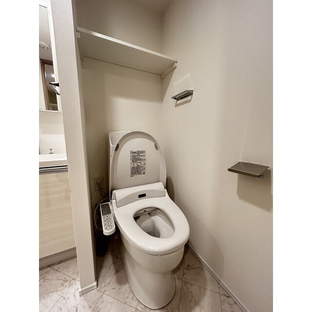 FUSION 池袋 WESTのトイレ写真