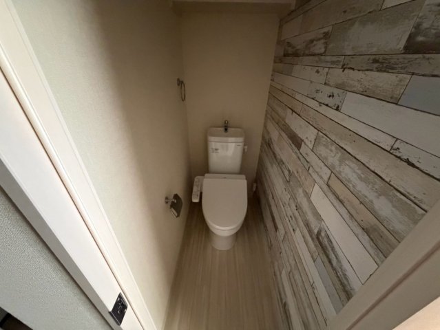 フジパレス甲子園口ノースのトイレ写真