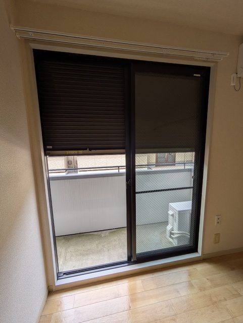 その他設備　★シャッター雨戸付き★
