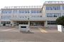 中学校　札幌市立新川西中学校（中学校）まで670m