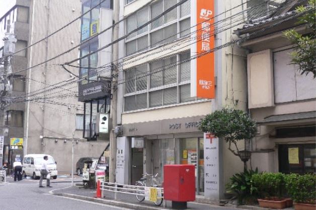 郵便局　銀座三郵便局（郵便局）まで303m