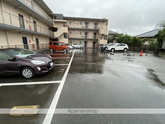 その他　駐車場（その他）まで0m