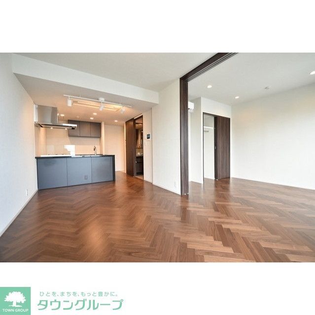 ルネサンス松濤プレミアムコートの居間写真
