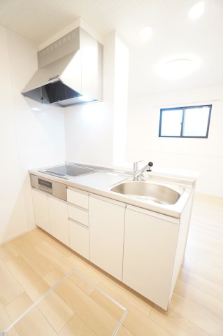 キッチン　同社施工・反転タイプの写真です！！