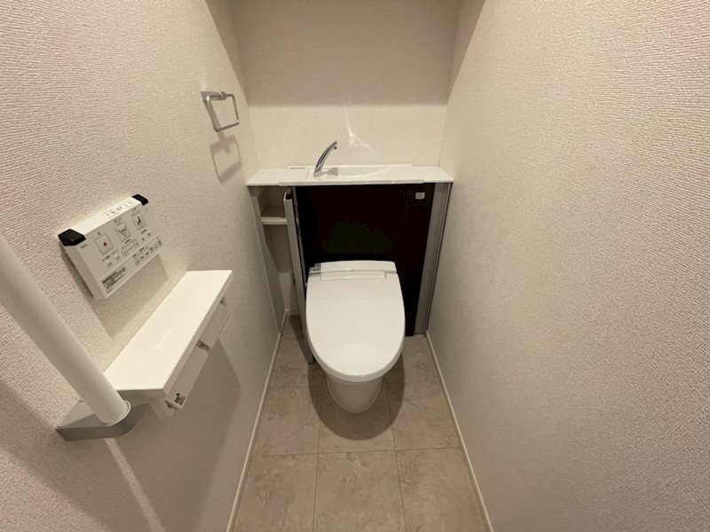 トイレ　参考写真