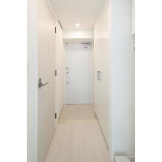 玄関　※写真は同タイプ住戸です。
