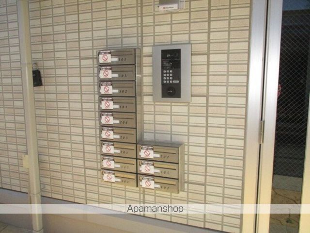 オッツIIIの外観写真