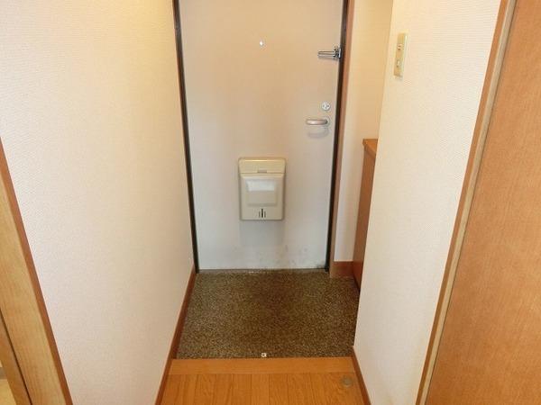 玄関　シューズボックスあり！