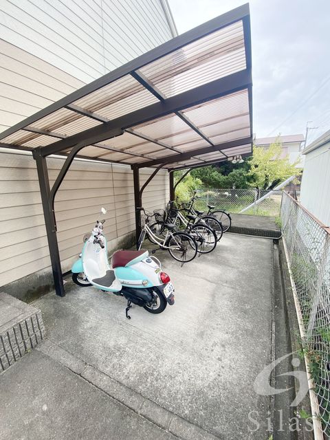 ＪＲ関西本線 柏原駅 徒歩28分 2階建 築38年の外観写真