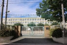 小学校　名古屋市立東山小学校（小学校）まで873m