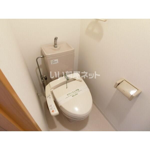 ＪＲ日光線 鶴田駅 徒歩7分 6階建 築27年のトイレ写真