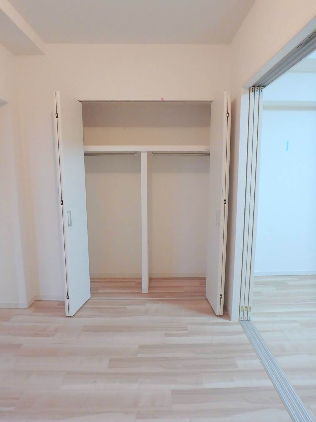 収納　スプランディッド淀屋橋DUE