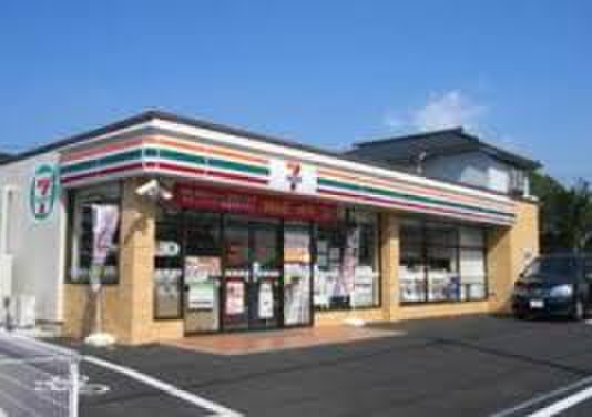 コンビニ　セブン-イレブン 横浜西八朔町店（コンビニ）まで550m