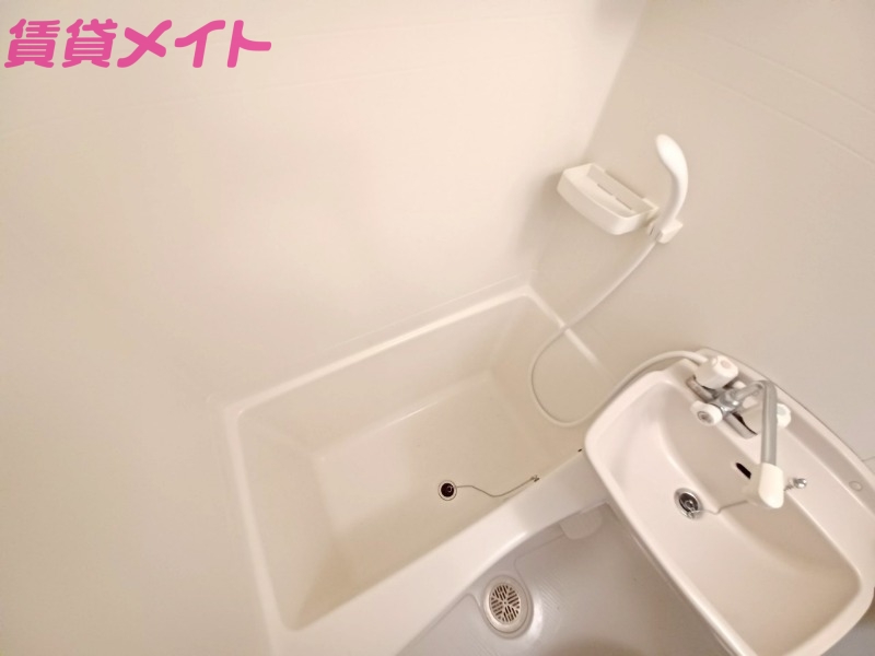 バス・シャワールーム　同物件別室画像