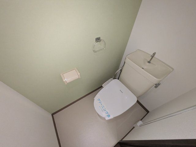 ホワイトレジデンスのトイレ写真