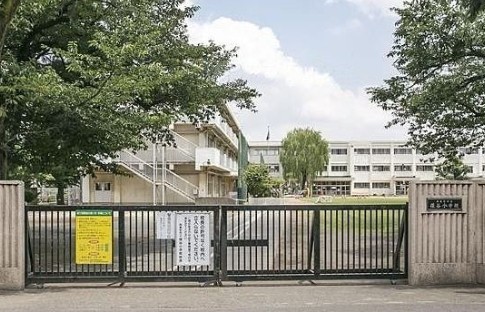 小学校　西東京市立保谷小学校（小学校）まで215m