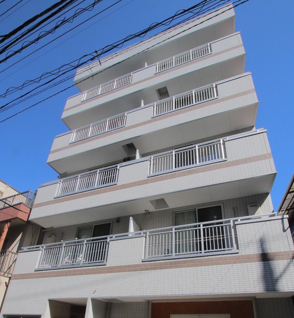 建物外観　オートロック付きマンション