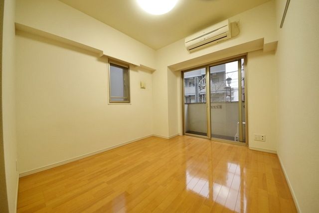居室・リビング　タウンハウジング府中店まで