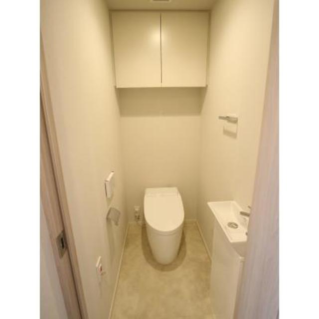 トイレ　※写真は同タイプ住戸です。