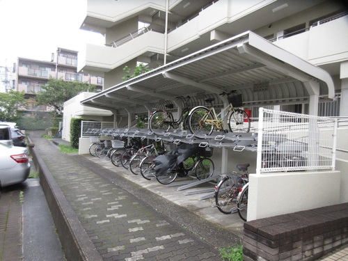 その他共有部分　自転車置き場　※2026年09月の写真