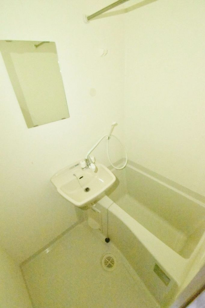 レオパレス唐沢の風呂写真