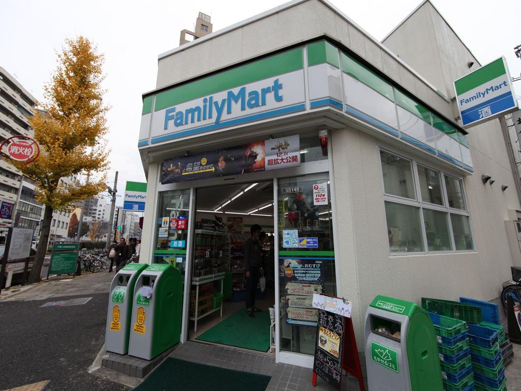 コンビニ　ファミリーマート 千種駅前店（コンビニ）まで230m
