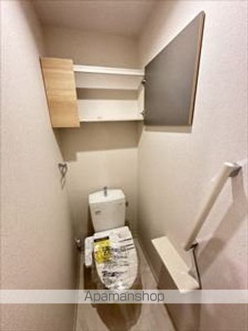 南海本線 和泉大宮駅 徒歩7分 3階建 築3年のトイレ写真