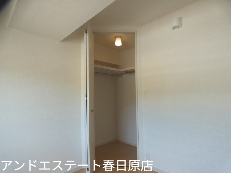 収納　ウォークインクローゼット