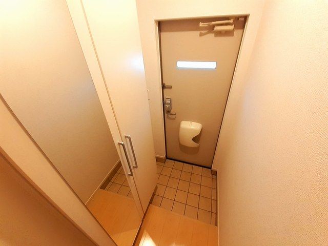 ディアコートの玄関写真