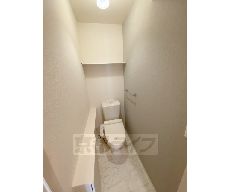 トイレ　広いトイレです。