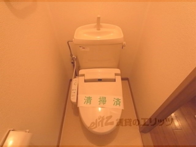 メゾン雲母坂のトイレ写真