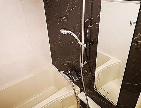 バス・シャワールーム　写真は同タイプ住居です。