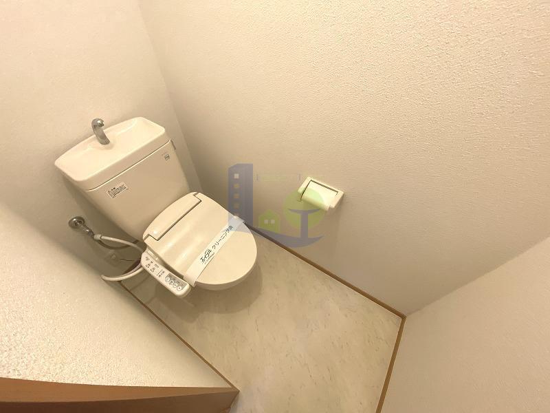 阪急京都線 淡路駅 徒歩5分 4階建 築21年のトイレ写真