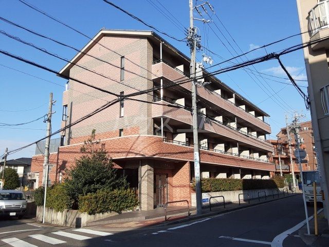 名古屋市名東区藤が丘のマンションの建物外観