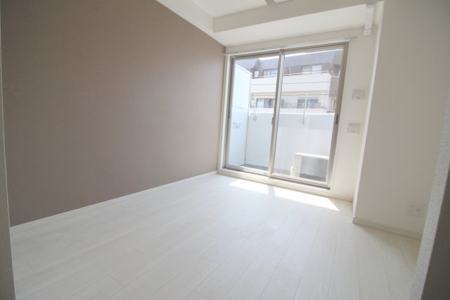 居室・リビング　別室の写真使用