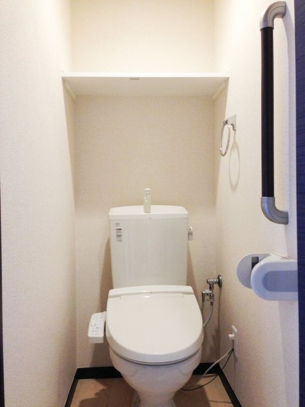 トイレ　同等タイプのイメージ写真です。