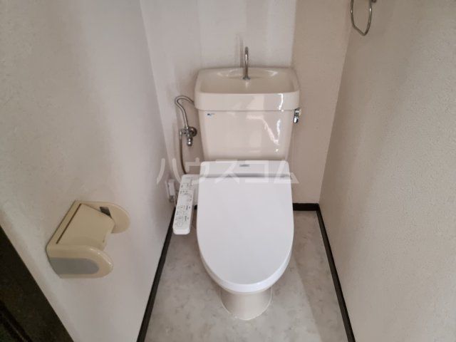 【イル・ロゼオのトイレ】