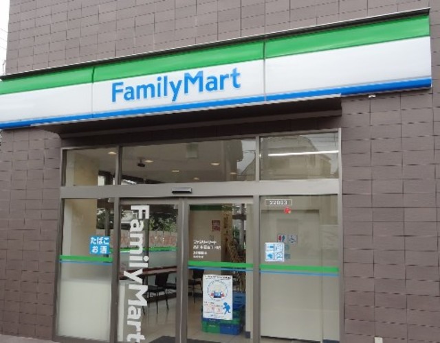 コンビニ　ファミリーマート品川中延四丁目店（コンビニ）まで210m