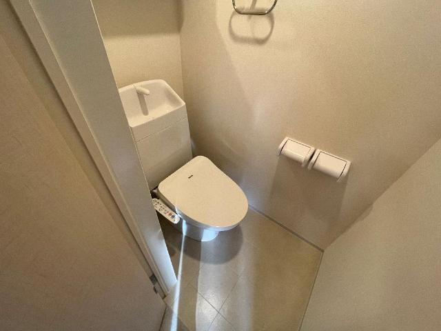 トイレ　シャワー付トイレ