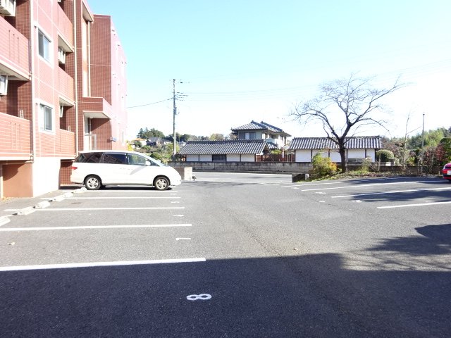 【メセナ見川の駐車場】