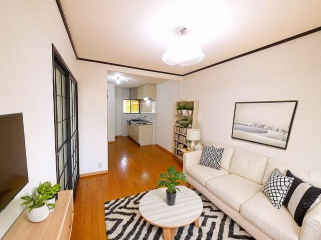 居室・リビング　CGで家具等を配置したもので家具等は含まれません