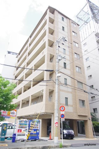 【大阪市東淀川区東中島のマンションの建物外観】