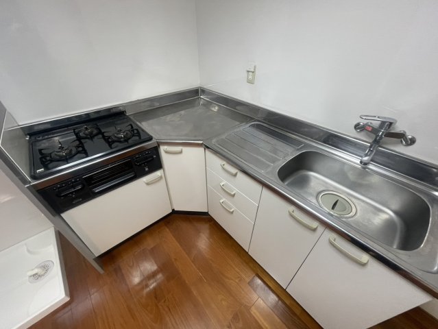 キッチン　キッチンでお料理をお楽しみください