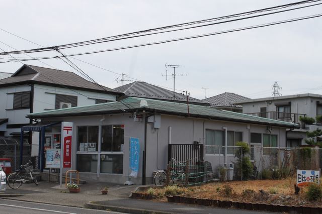 郵便局　六軒屋郵便局（郵便局）まで1m