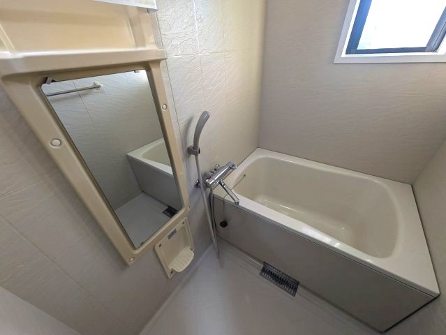 バス・シャワールーム　2025年7月撮影※現況を優先します。