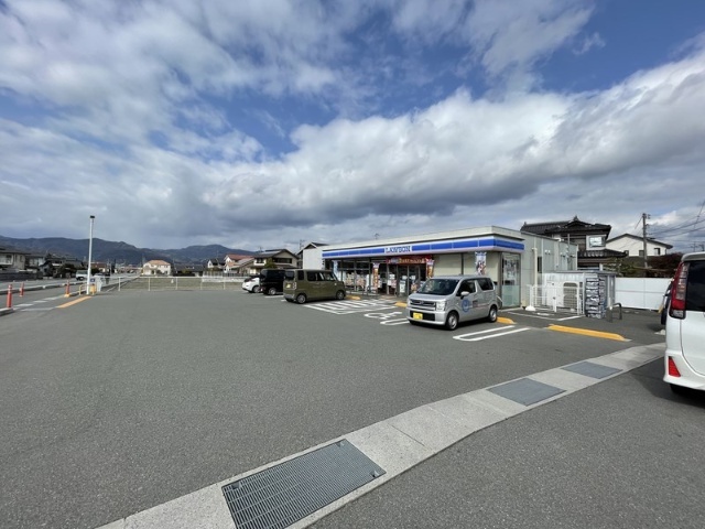 コンビニ　ローソン山口黒川店（コンビニ）まで511m