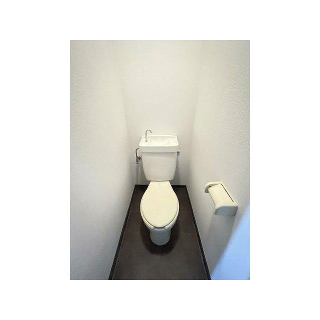 トイレ　同物件・別部屋画像